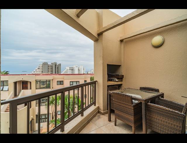 2 BEDROOM APARTMENT FOR SALE IN UMHLANGA CENTRAL